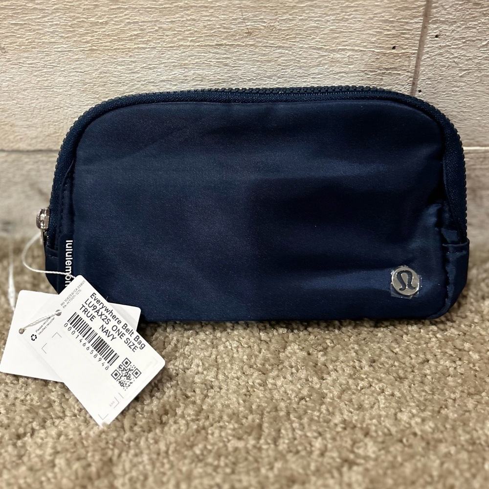 Everywhere Belt Bag 1L